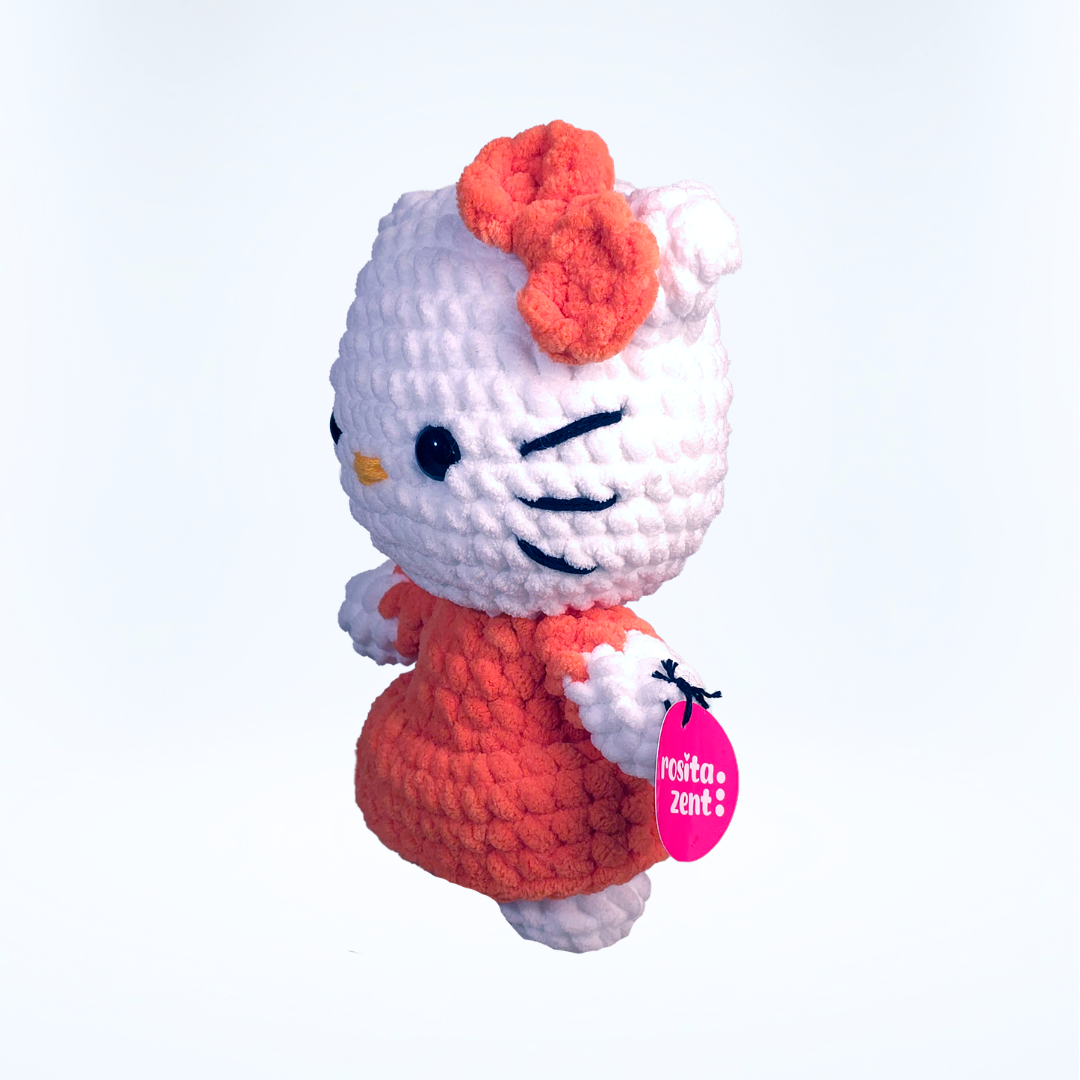 Peluche tejido en estambre suave de personaje inspirado en Hello Kitty